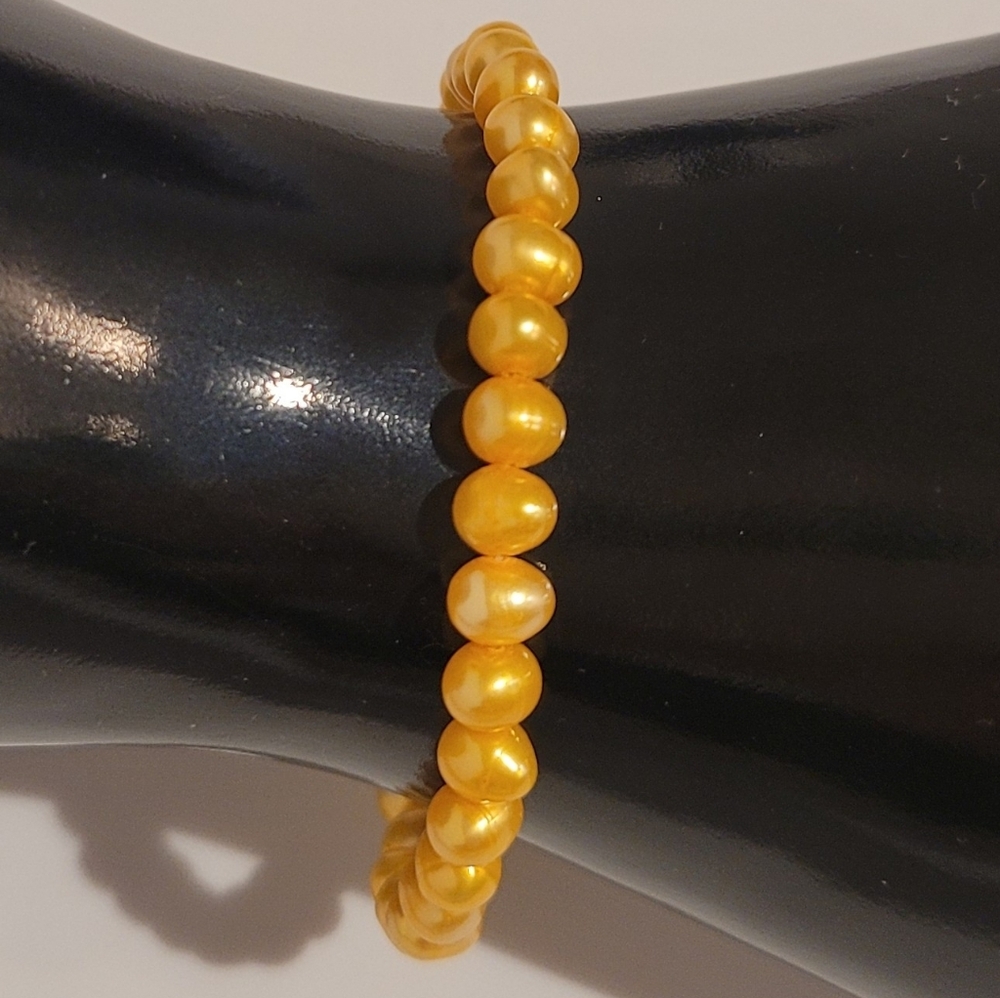 Stretch Freshwater Pearl Bracelet Gold Color S/M New